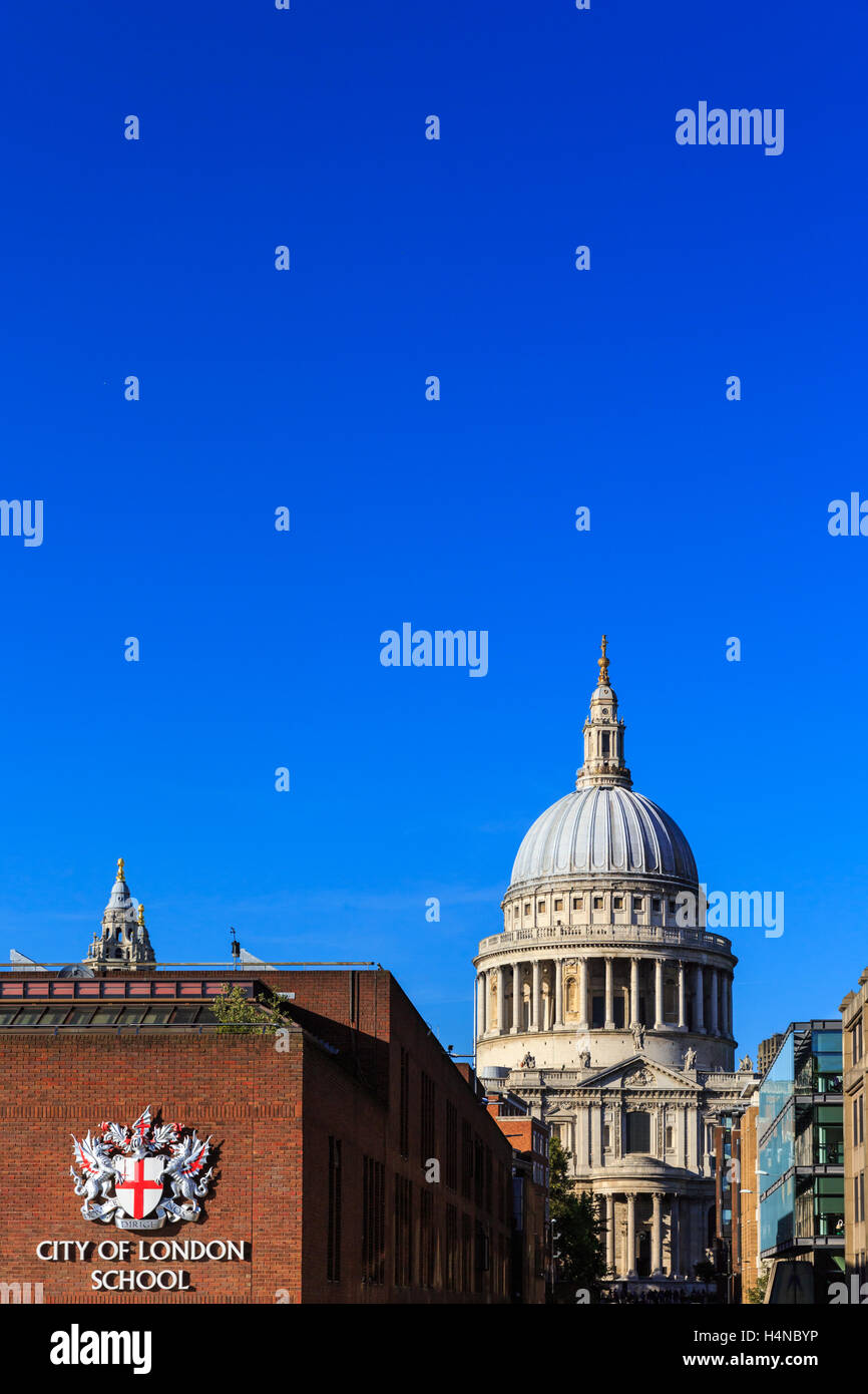 St Paul's Cathedral with City of London School, London, England Stock Photo
