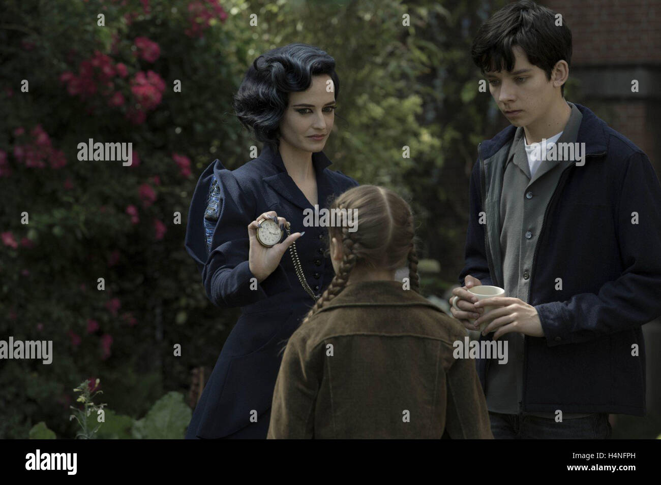 MISS PEREGRINES HOME FOR PECULIAR CHILDREN 2016 EVA GREEN ASA miss-peregrines-home-for-peculiar-children-2016-eva-green-asa
