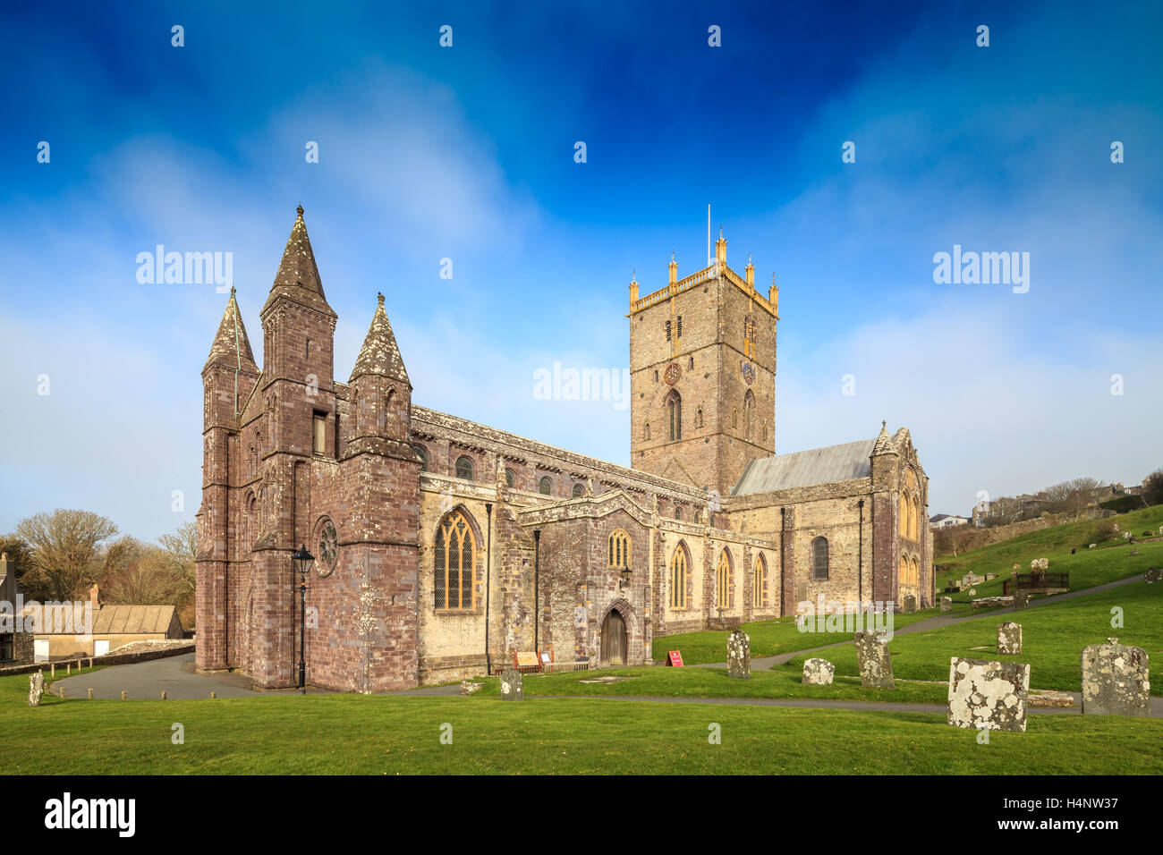 Saint Davids Cathedral Exterior Stock Photo Alamy