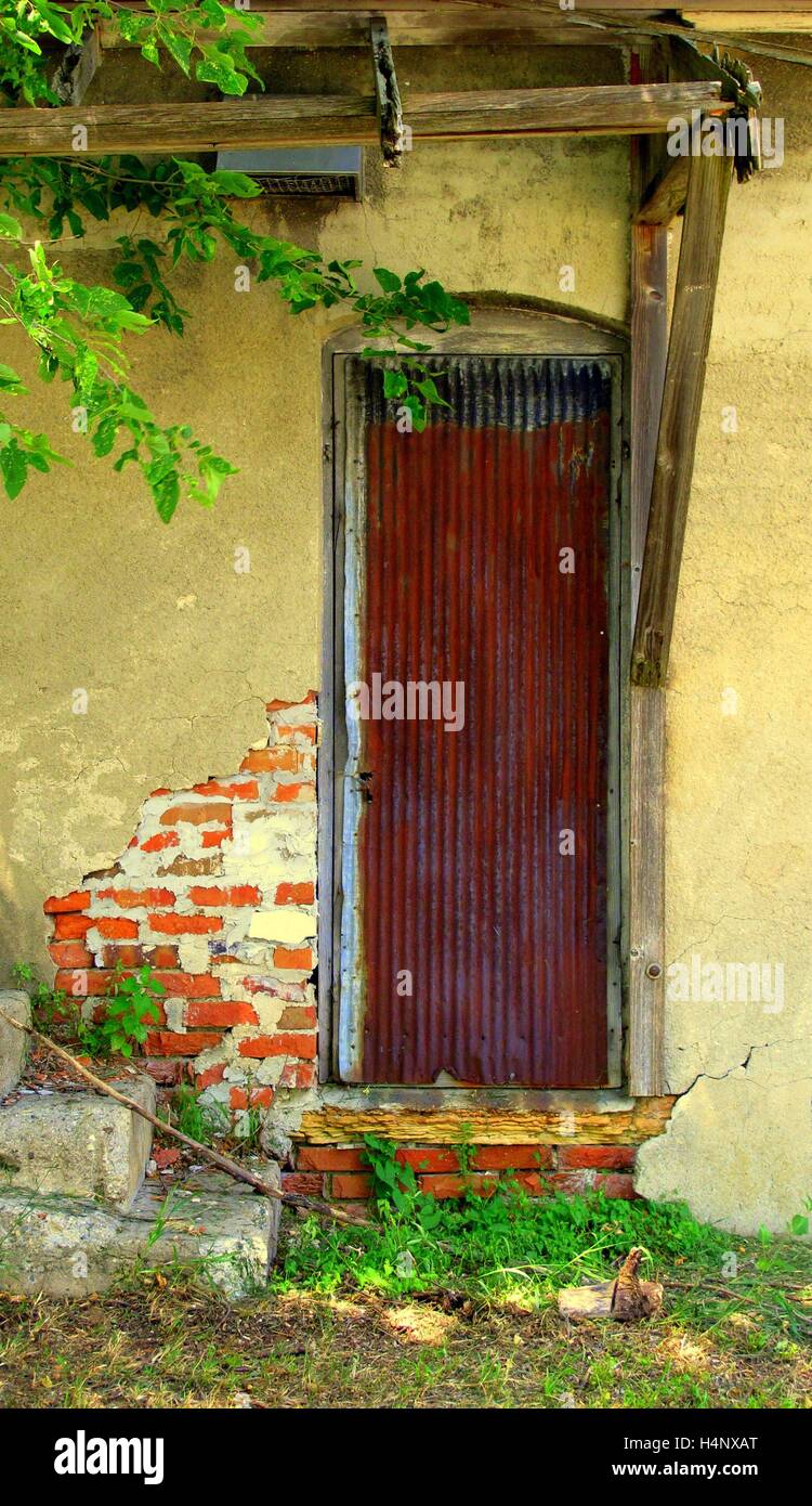 Back alley doors hires stock photography and images Alamy