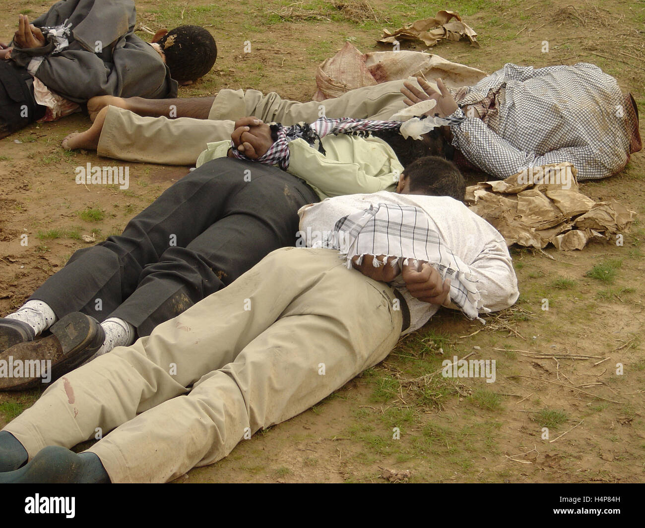26th November 2004 Bodies of members of the Iraqi National Guard, dumped by insurgents in a cemetery in Mosul, northern Iraq. Stock Photo