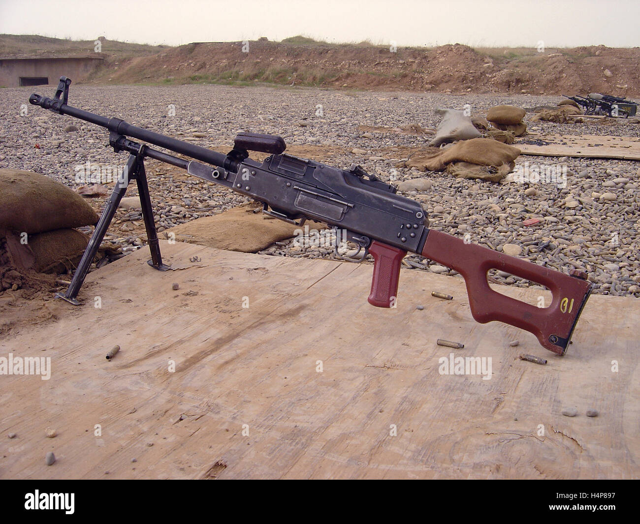 27th November 2004 A Russian-made PKM Kalashnikov machine-gun on the firing range at FOB Marez in Mosul, northern Iraq. Stock Photo