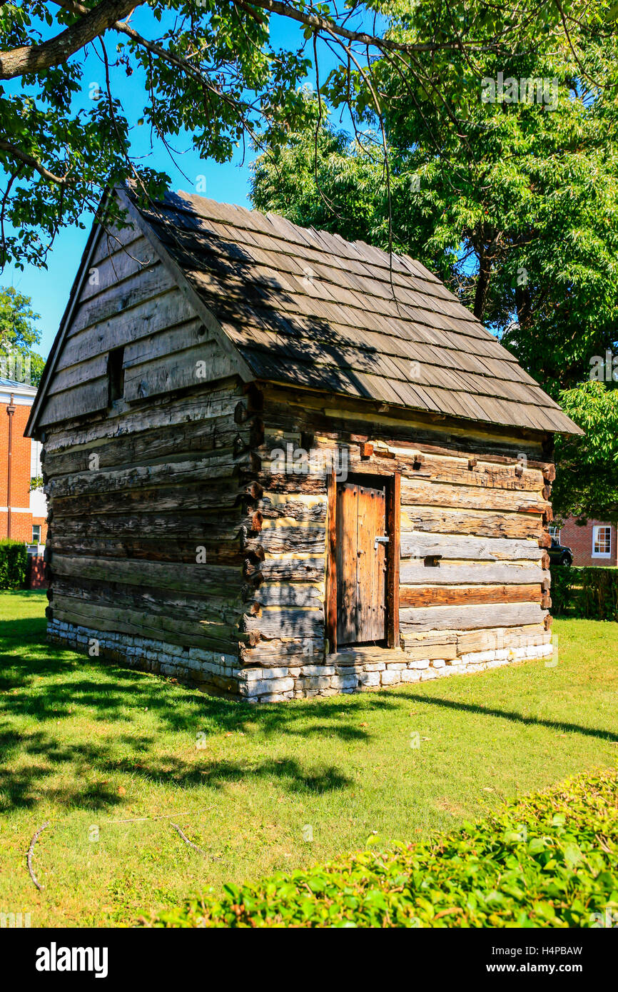 Col. Robert Patterson Cabin on Transylvania University campus, the first  abode in Lexington KY Stock Photo - Alamy