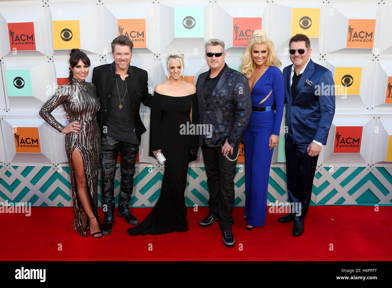 Gary Levox Wife Tara Vernon - Who Is Gary LeVox’s Wife? Meet Tara LeVox, Longtime Love Of The Rascal Flatts Frontman