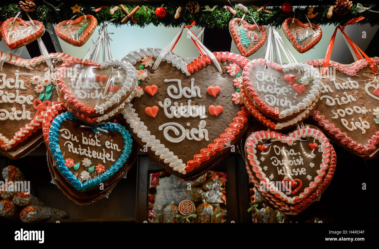 Traditional gingerbread hearts at the Christmas market in Fulda, Germany, Translation - I love you Stock Photo