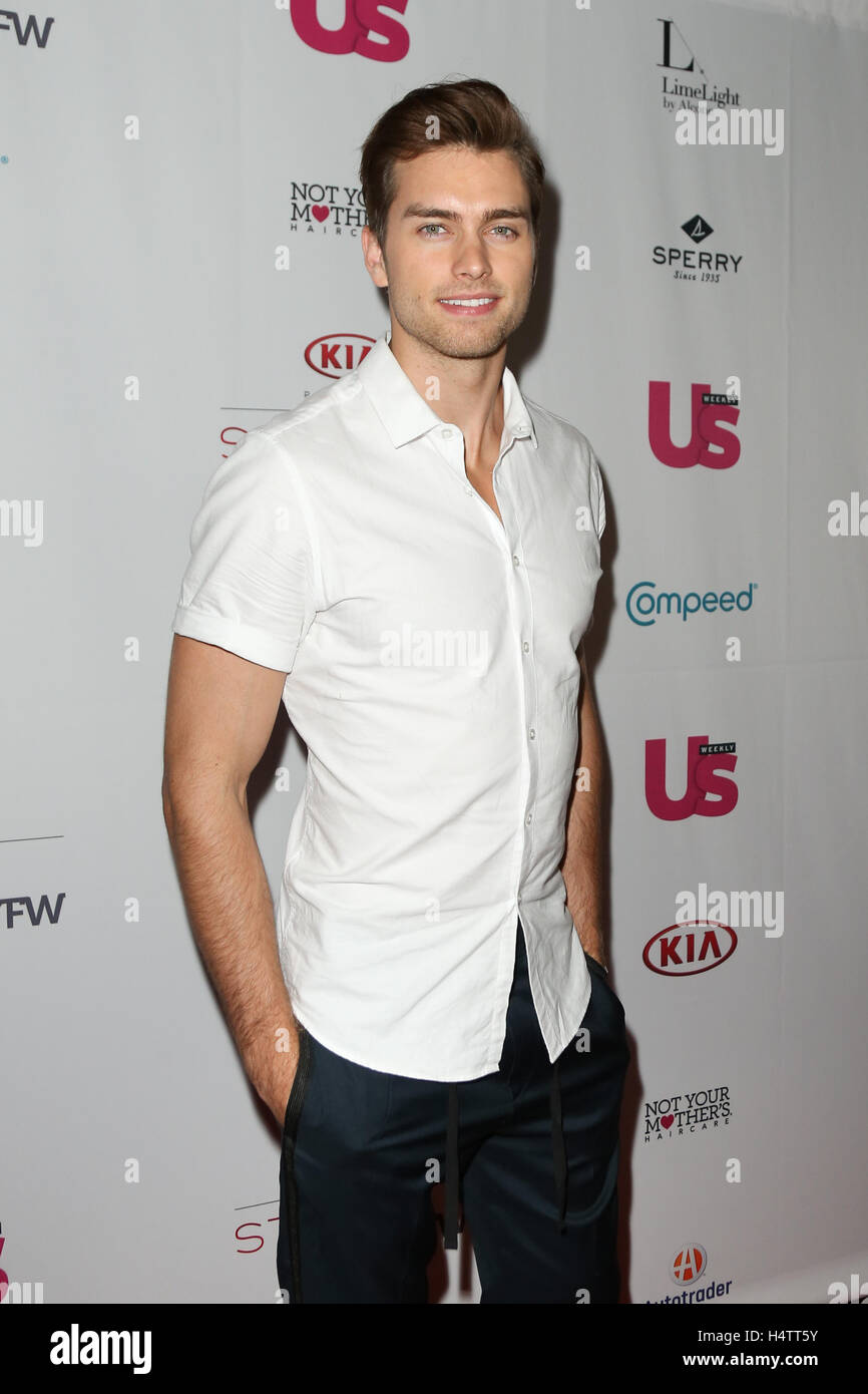NEW YORKSEP 14 Pierson Fode attends the Us Weekly Celebrates Fashion