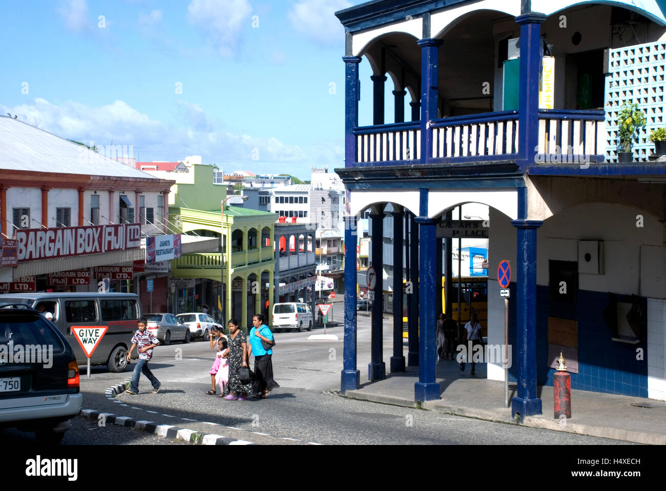 Bargain Box (FIJI) LTD, Western Division (+679 666 8844)