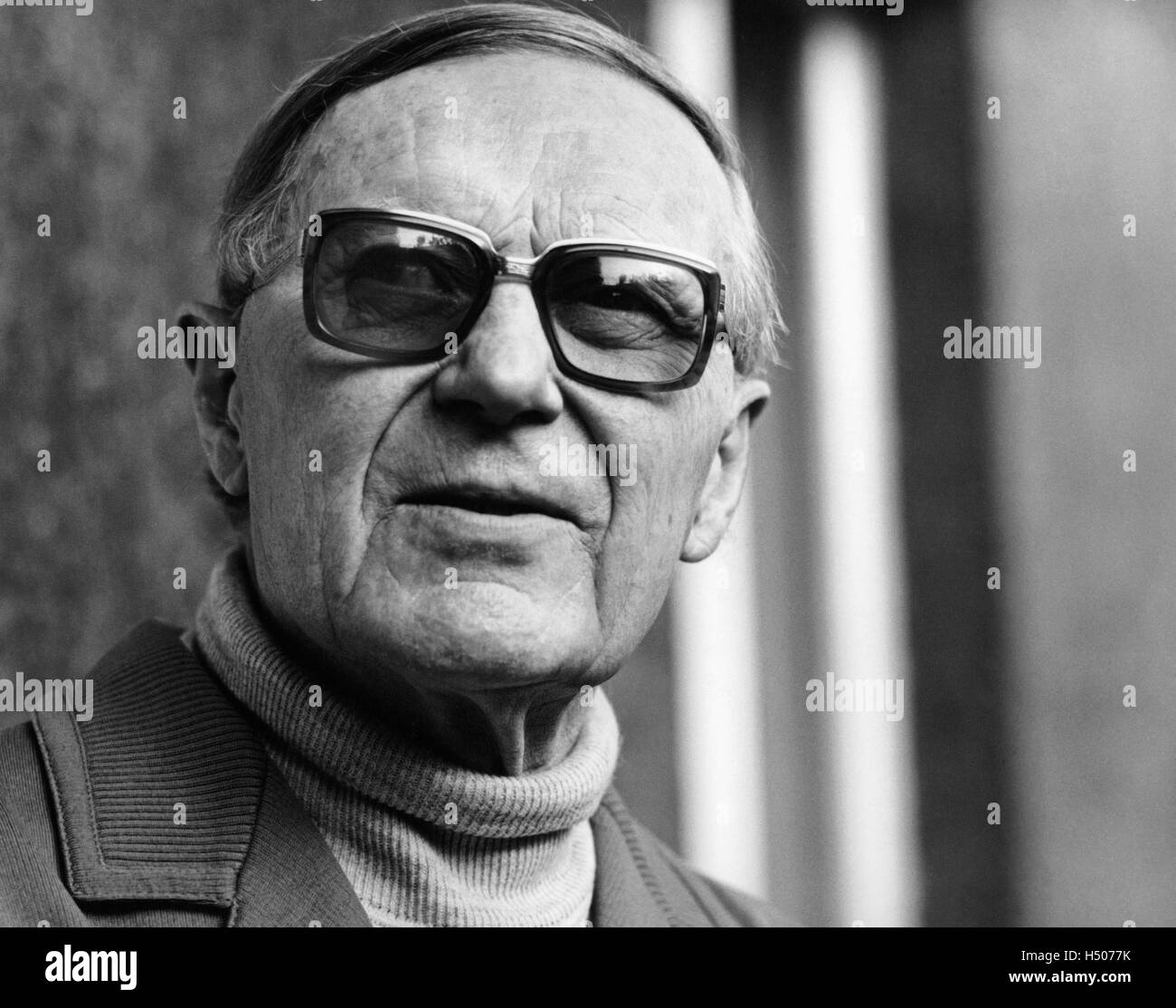Download Martin kessel For iPhone Free