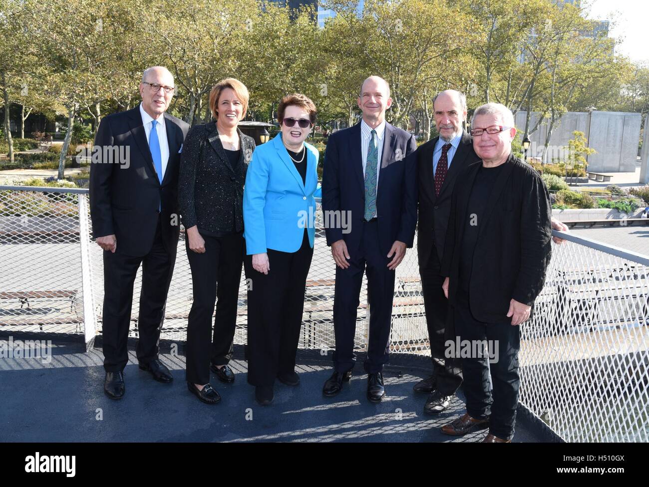 New York, NY, USA. 18th Oct, 2016. Stephen Briganti, Mary Carillo, Billie Jean King, Gregory Annenberg Weingarten, F. Murray Abraham, Daniel Libeskind at arrivals for Statue Of Liberty-Ellis Island Foundation's 2016 Ellis Island Family Heritage Awards, Ellis Island National Museum Of Immigration, New York, NY October 18, 2016. Credit:  Derek Storm/Everett Collection/Alamy Live News Stock Photo