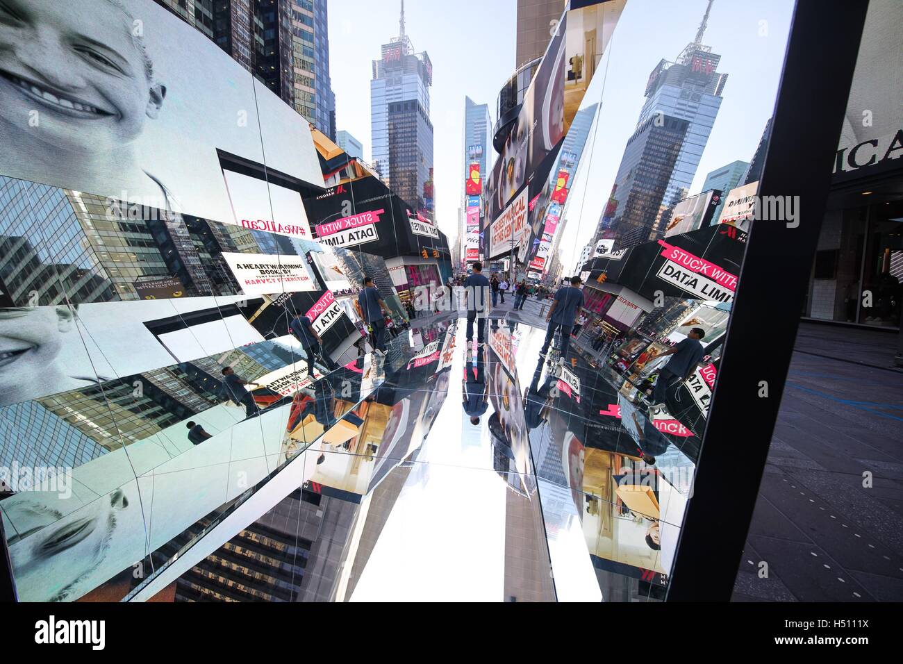 The Beginning Of The End Times Square High Resolution Stock Photography and  Images - Alamy