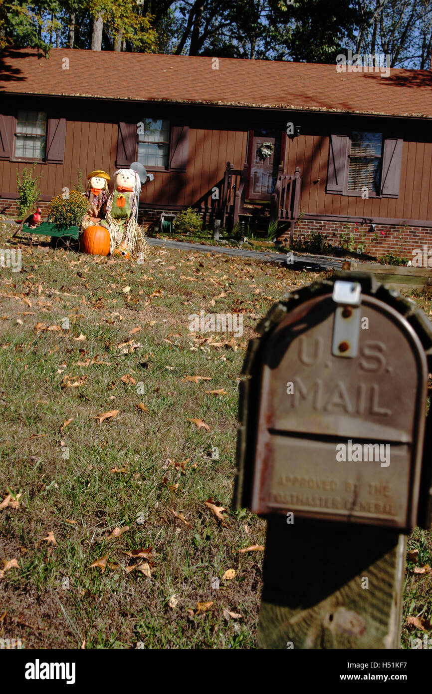Outdoor Fall Decoration With Scarecrow And Pumpkins Simple Wooden