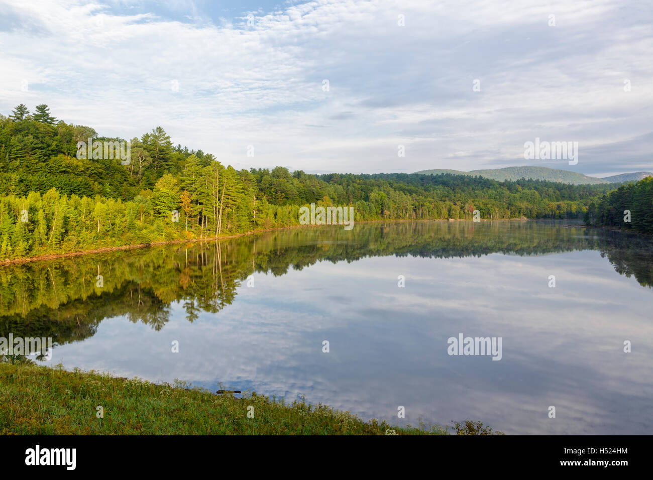 Baker river dam hires stock photography and images Alamy