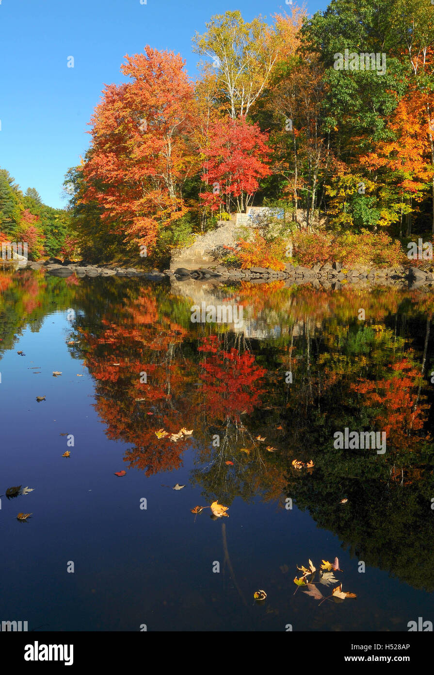 Contoocook river hires stock photography and images Alamy