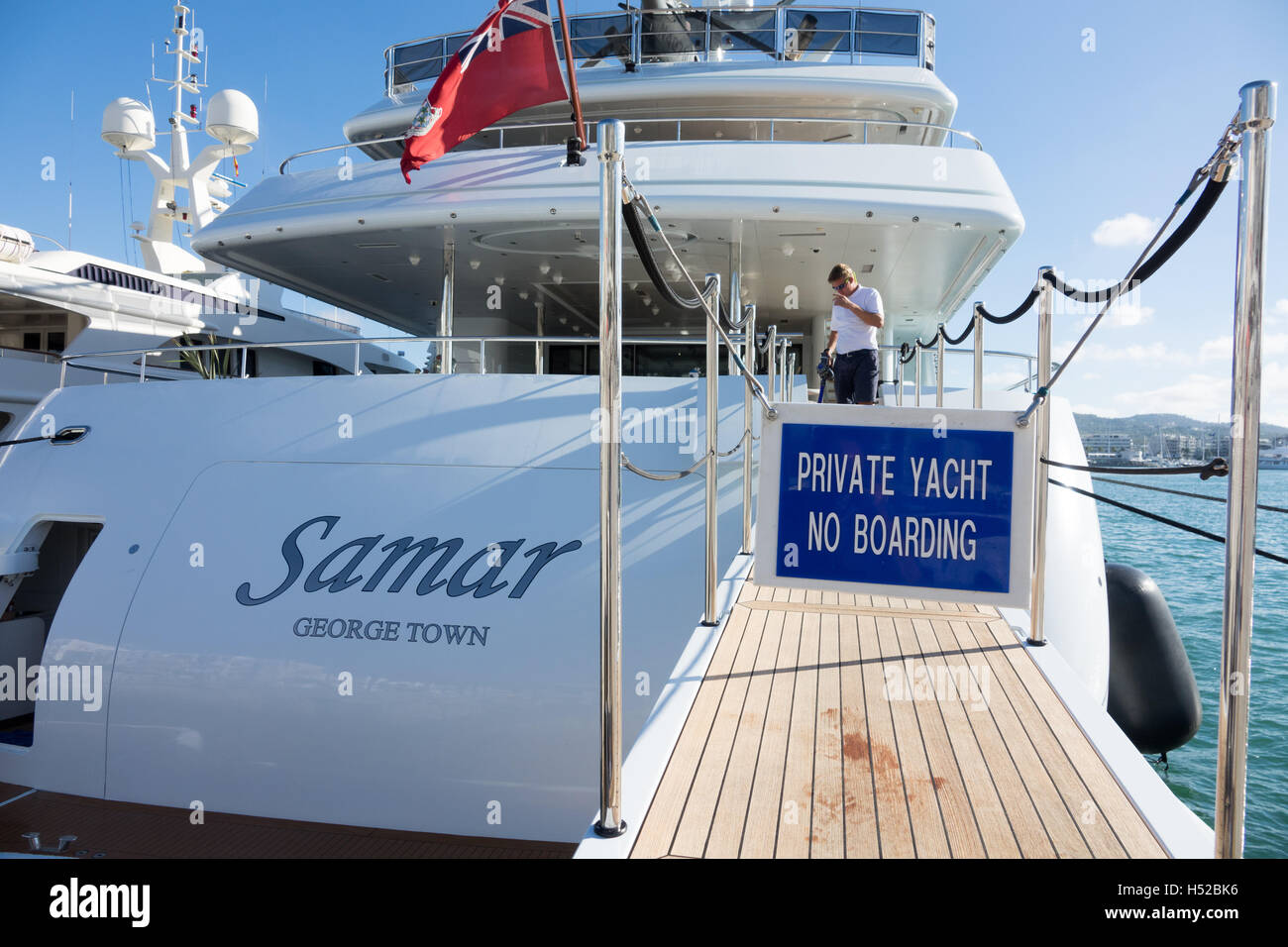 Samar yacht hi-res stock photography and images - Alamy