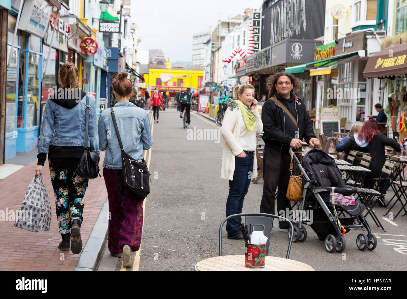 People shopping in The Lanes, Brighton, East Sussex England UK Stock Photo