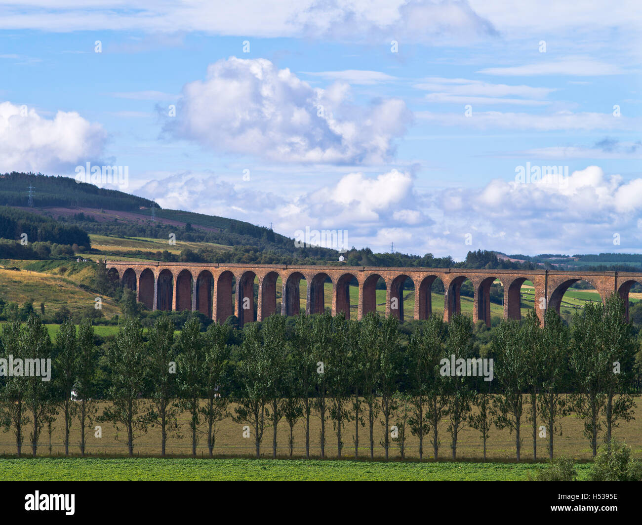 dh Nairn Railway Viaduct NAIRN VALLEY INVERNESS SHIRE culloden moor viaduct spanning the river nairn valley uk scotland Stock Photo