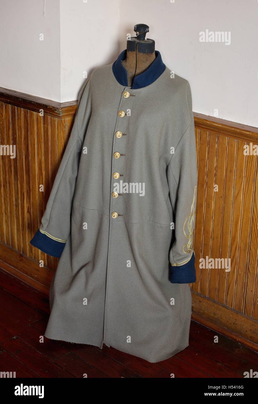 A Confederate uniform from the American Civil war, on display at the Van Buren River Valley Museum in Van Buren, Arkansas, USA. Stock Photo