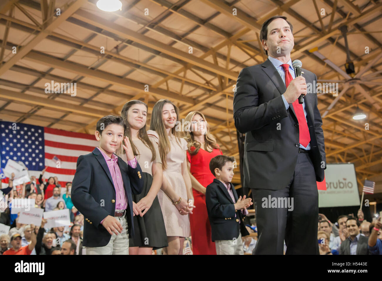 Jeanette dousdebes rubio hi-res stock photography and images - Alamy