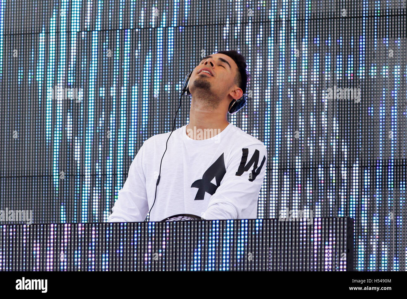 Sirius xm dj hires stock photography and images Alamy