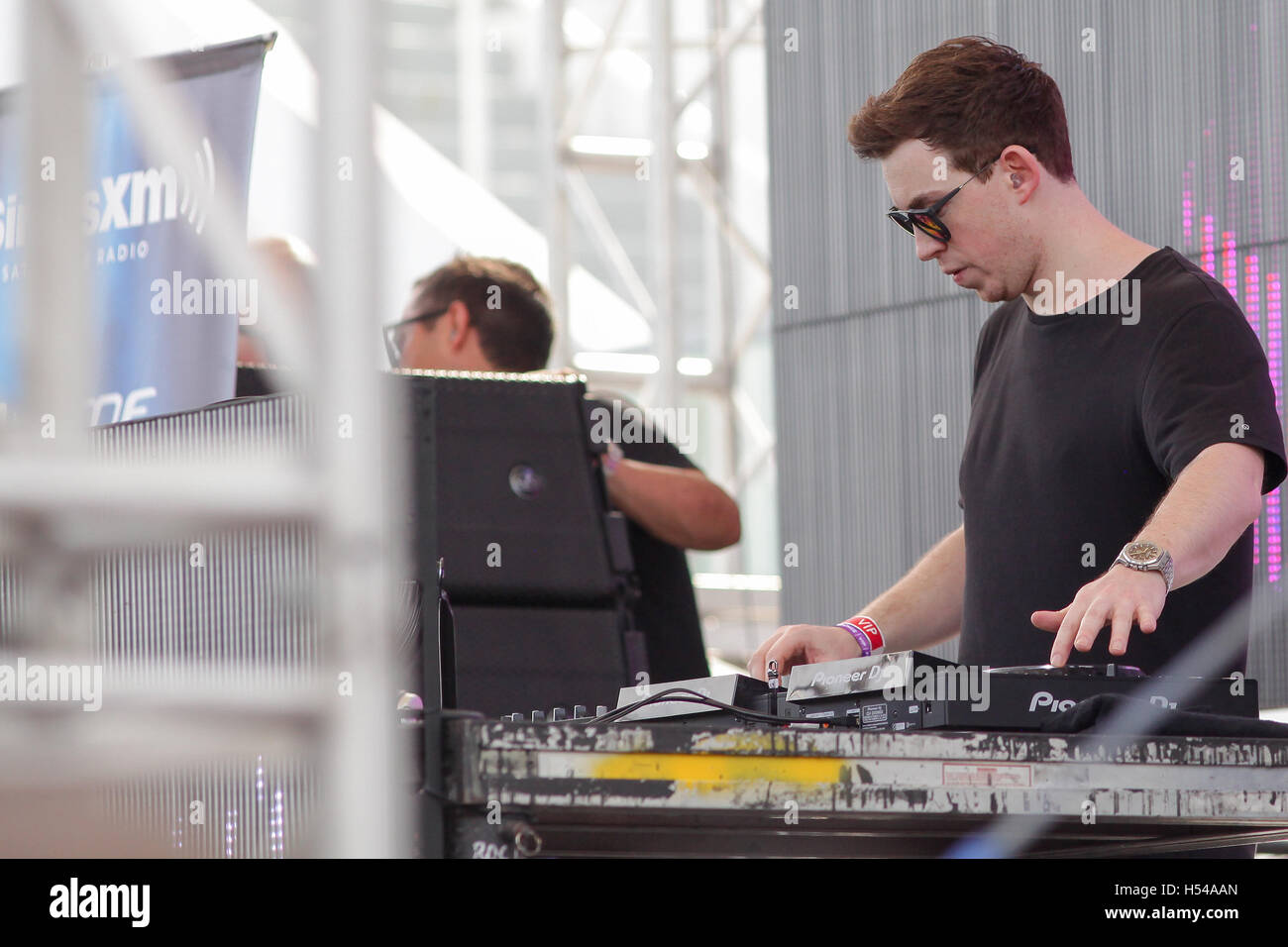 Sirius xm dj hires stock photography and images Alamy