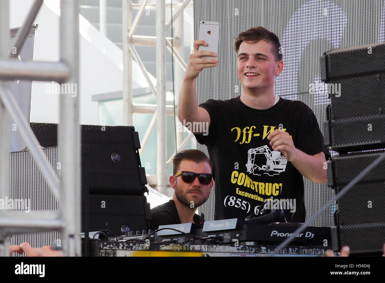 Sirius xm dj hires stock photography and images Alamy