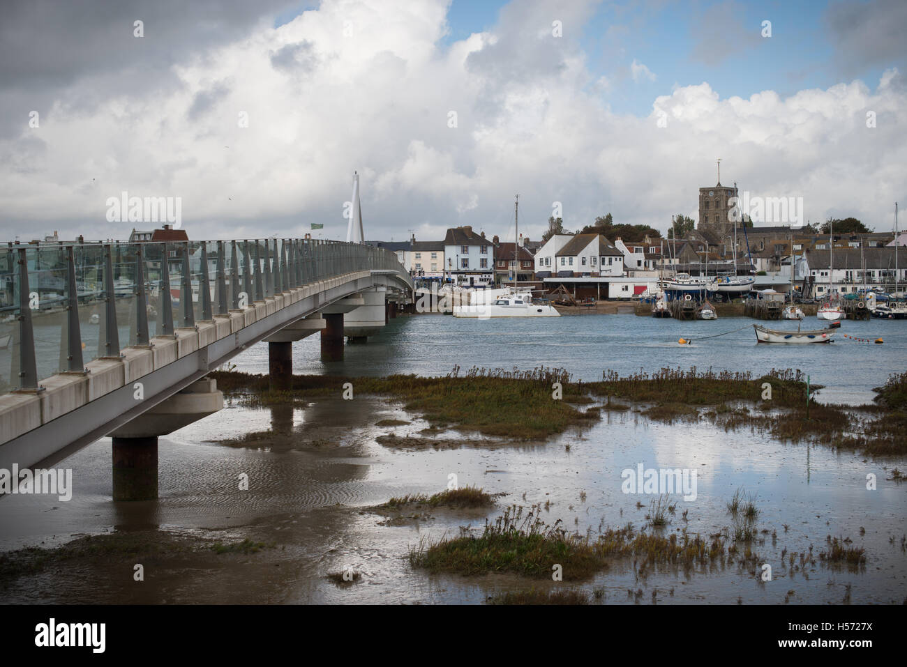 The Adur Ferry Bridge connects Shoreham-by-Sea to Shoreham Beach in West Sussex, England. Stock Photo
