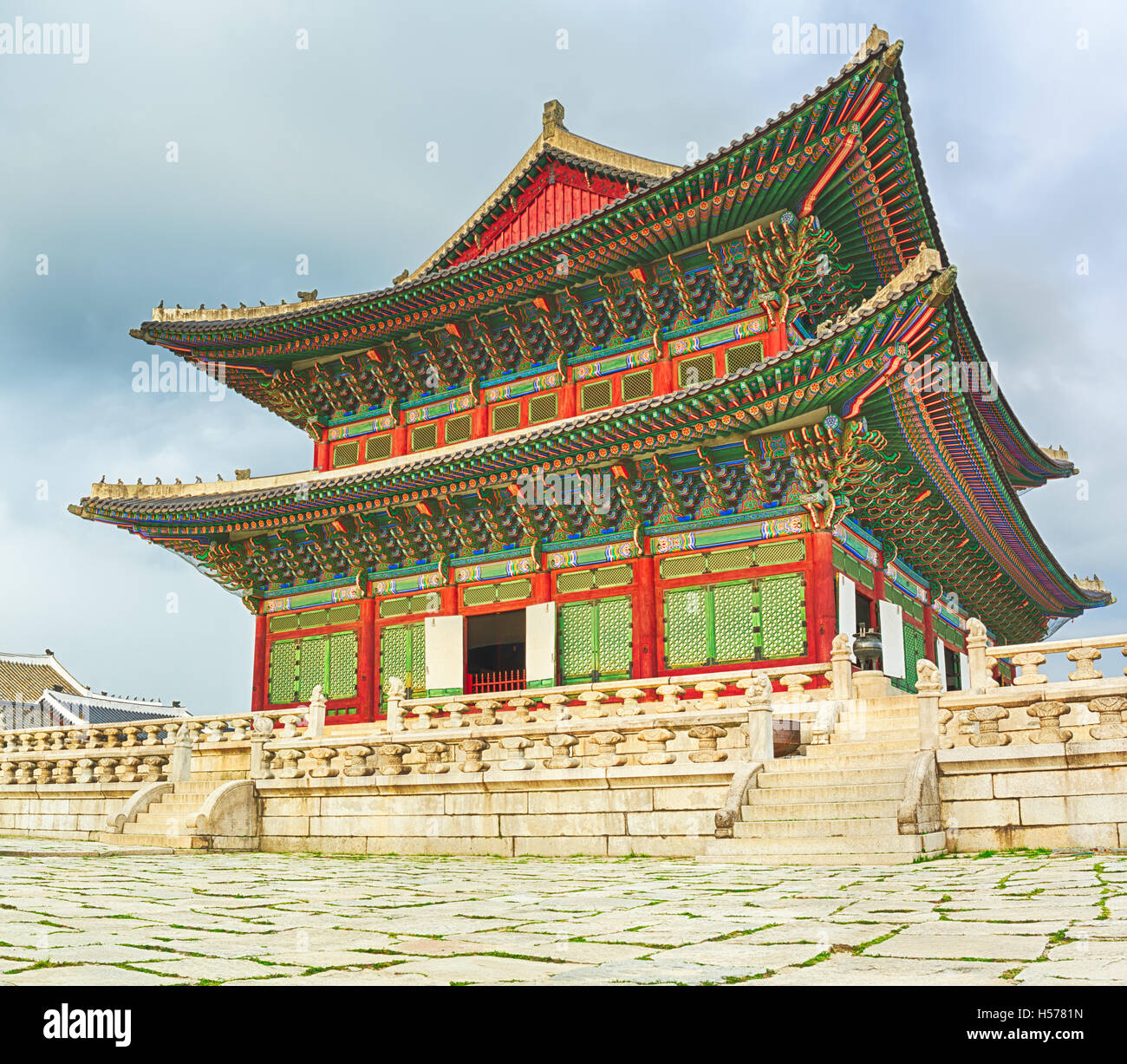 Geunjeongjeon, the main throne hall. Gyeongbokgung Palace. Seoul. South Korea. Stock Photo