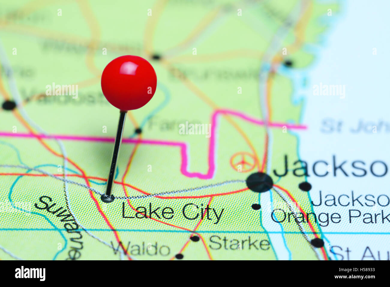 Map of lake city hi res stock photography - Lake City Pinned On A Map Of Florida Usa H58933 