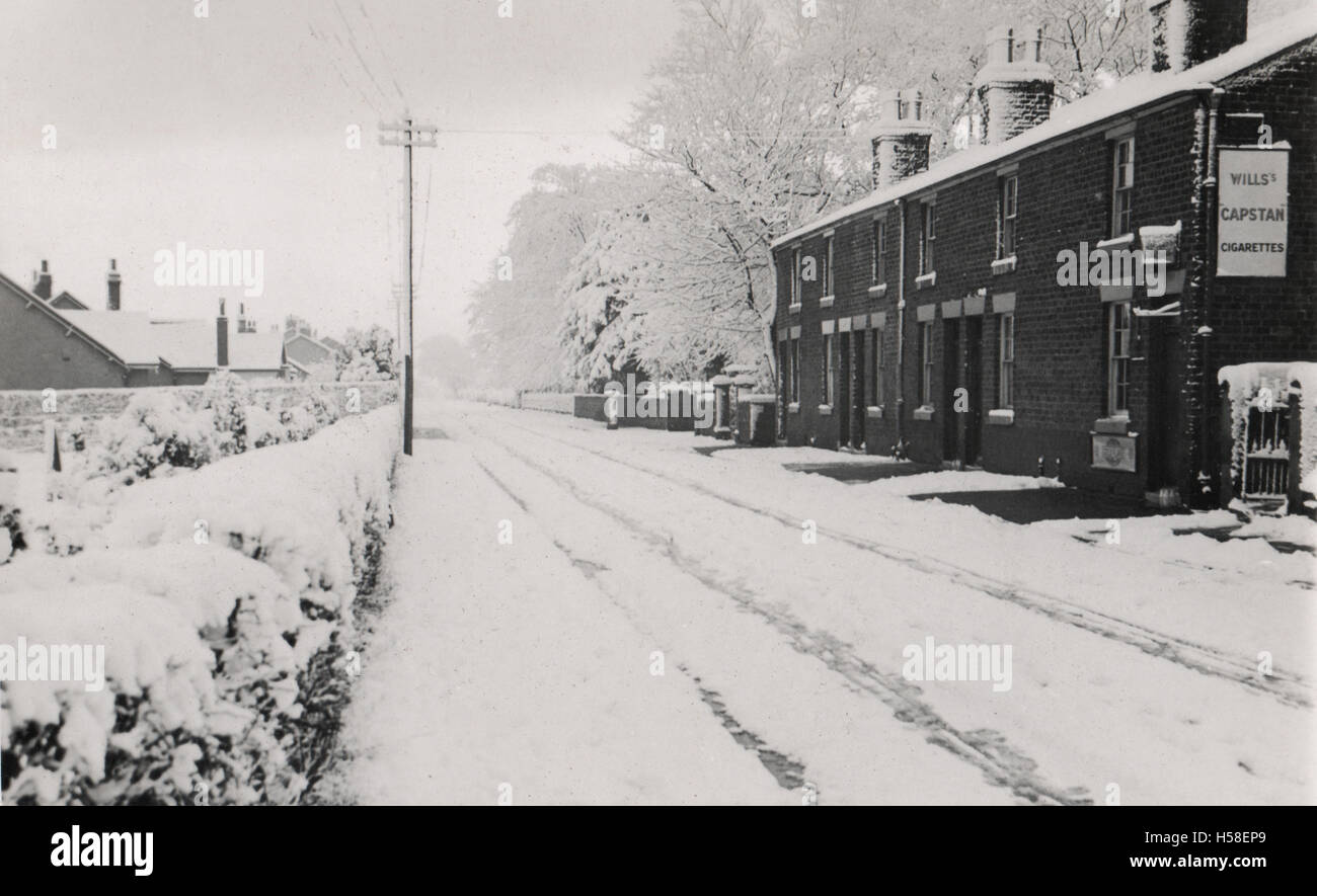 Winter scene heavy snowfall taken December 12th 1950 at Long Lane, Aughton, Ormskirk, Lancashire Stock Photo