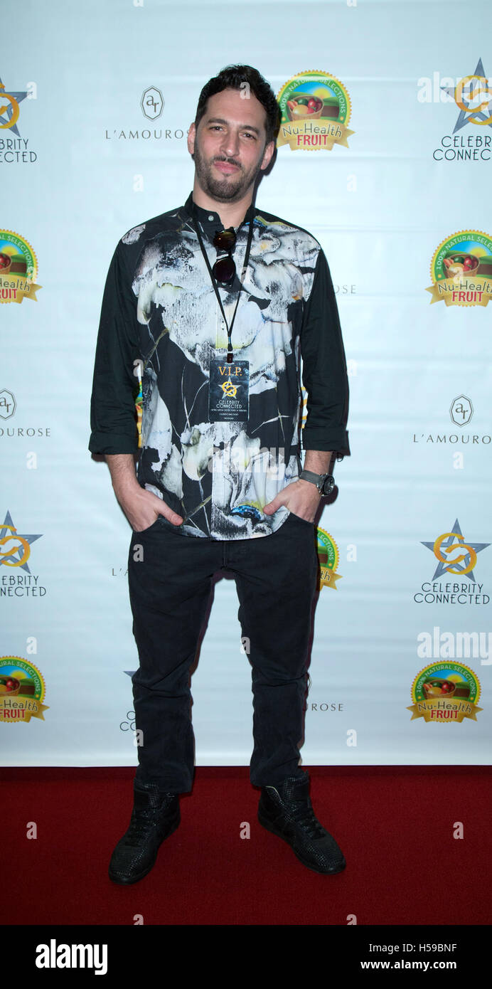 Jon B attends Celebrity Connected Luxury Gifting Suite Honoring The