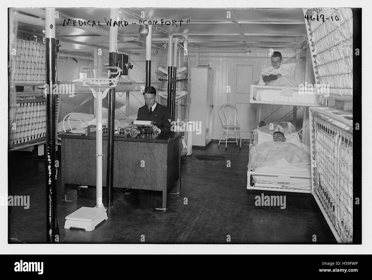Medical rooms Black and White Stock Photos & Images - Alamy