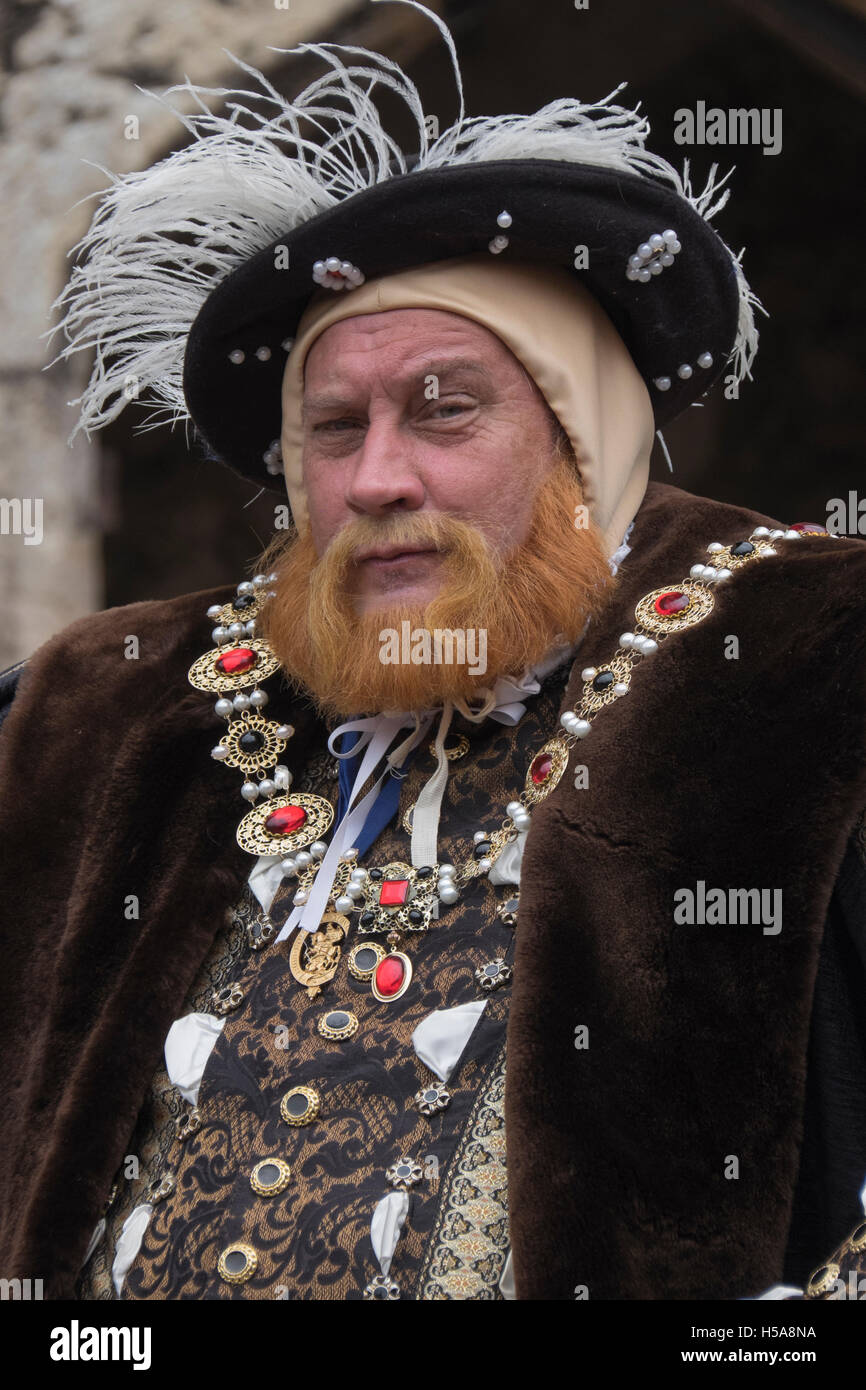 Medieval reenactment event at Berkeley Castle in Gloucestershire Stock ...