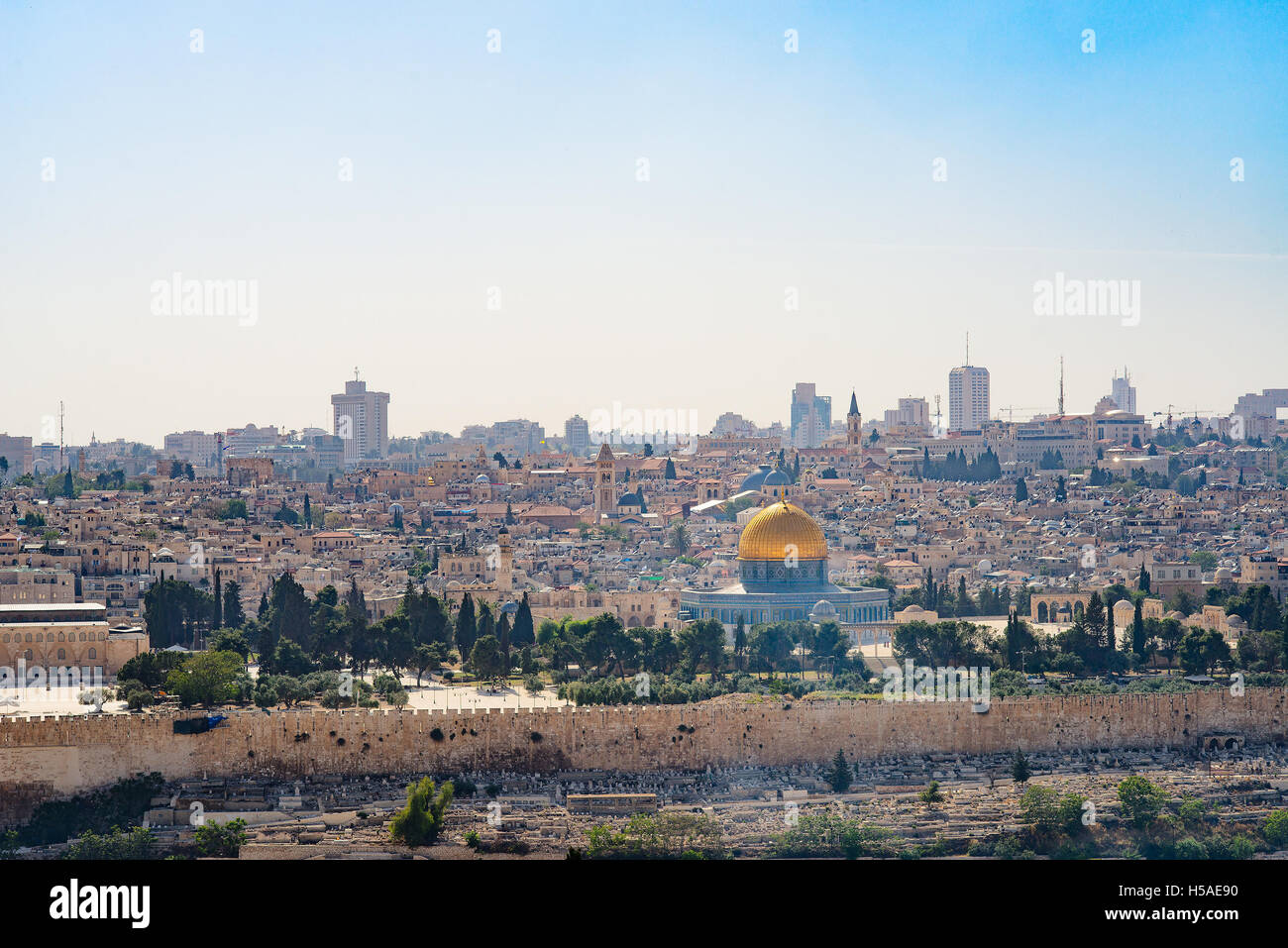 Israel View of Jerusalem with Temple Mount Stock Photo - Alamy