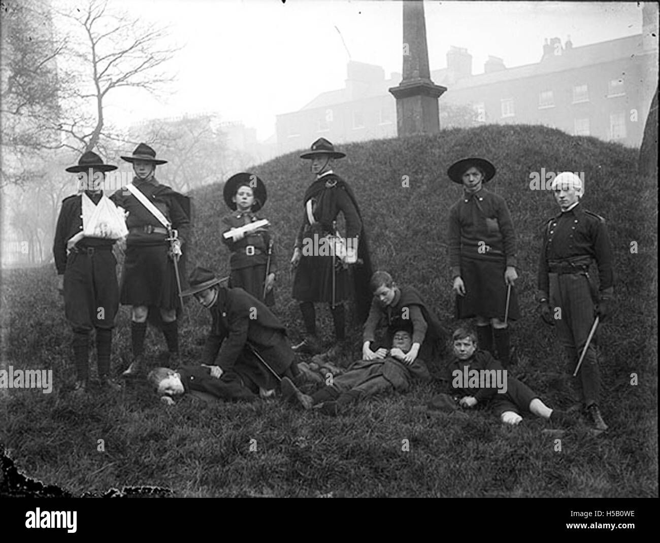 World war ii wounded soldiers hi-res stock photography and images - Alamy