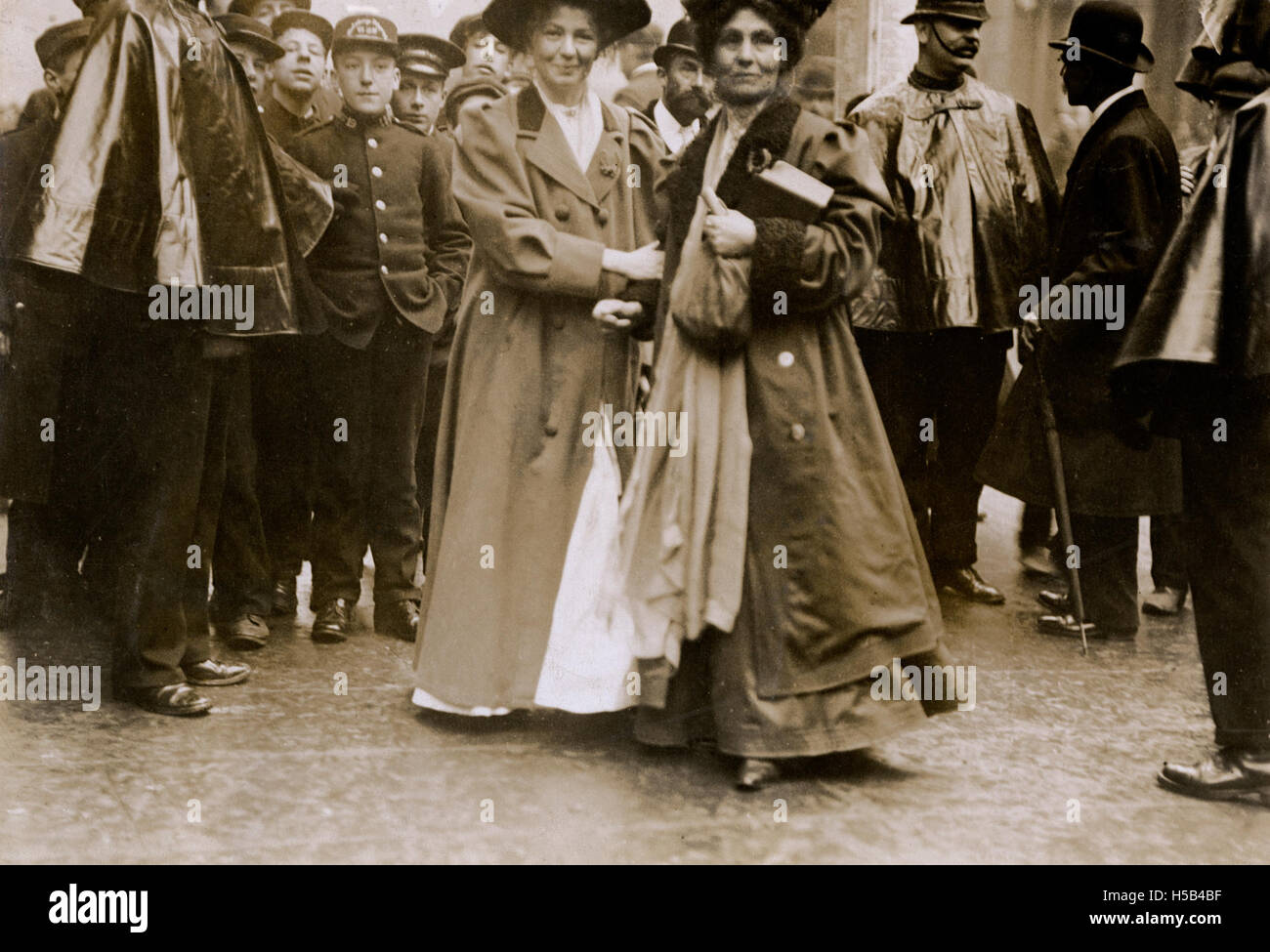 Christabel and Emmeline Pankhurst, c.1910. Stock Photo