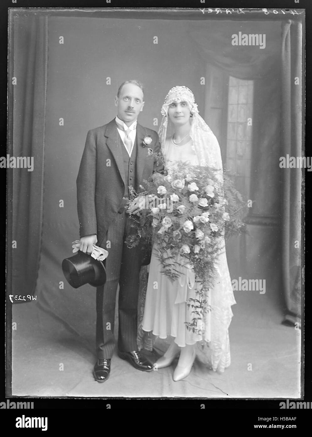 Darcy family hi-res stock photography and images - Alamy, image size:994x1390