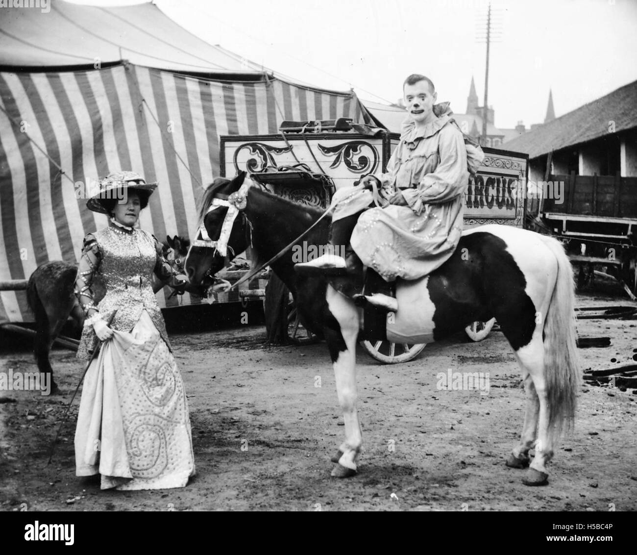 Acrobat clown on circus horse hi-res stock photography and images - Alamy