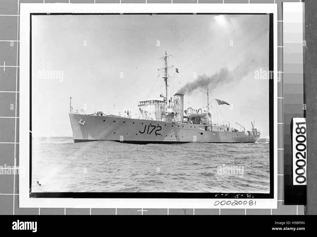 Royal australian navy ship hmas hi-res stock photography and images - Alamy