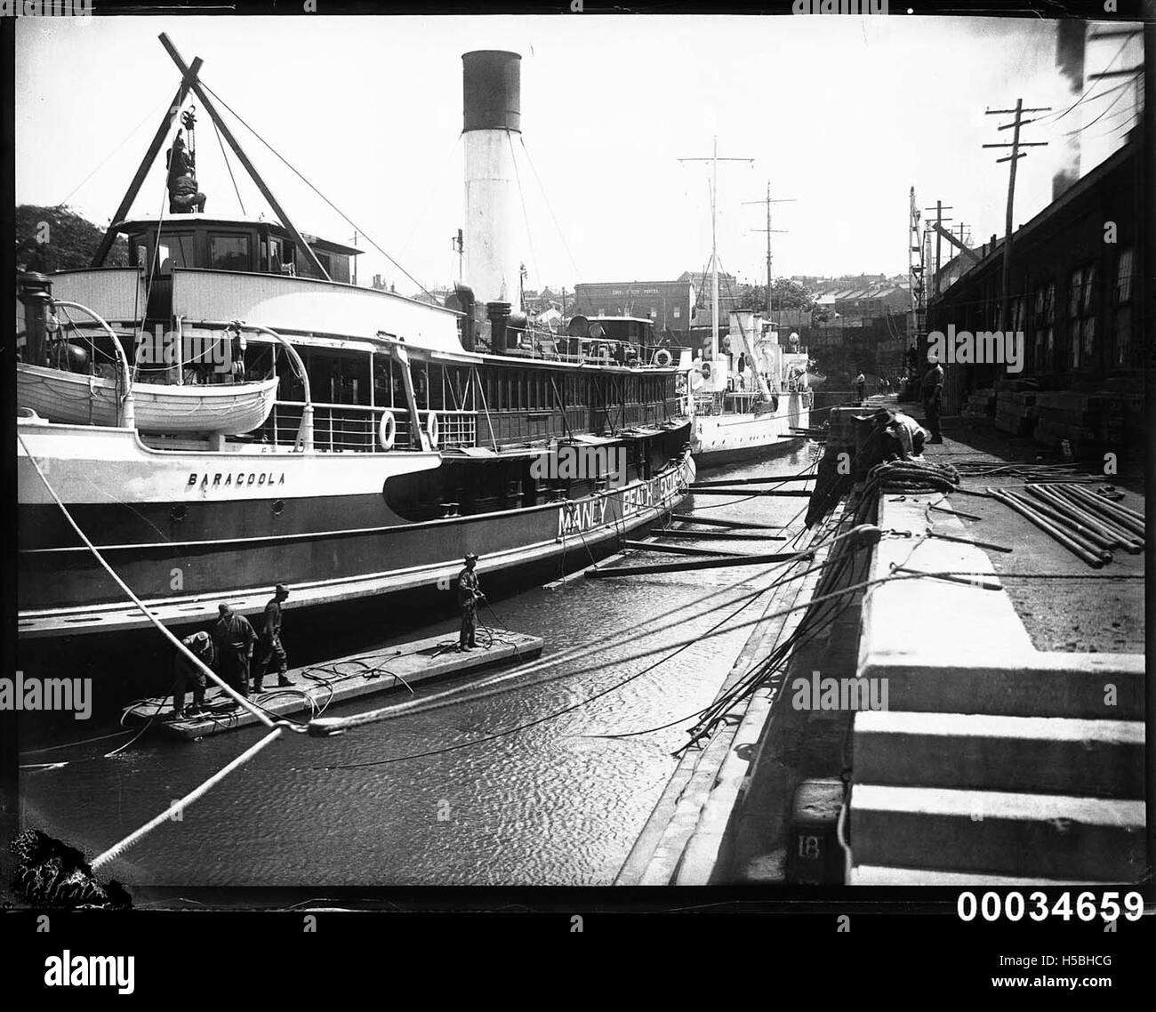 Manly ferry SS BARAGOOLA and French warship BELLATRIX behind at Morts Dock Stock Photo