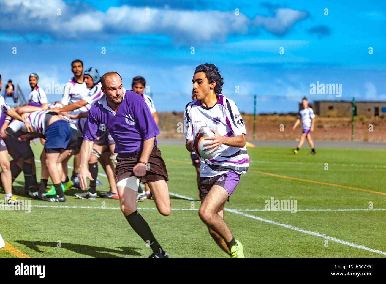 male adult rugby match Stock Photo Alamy