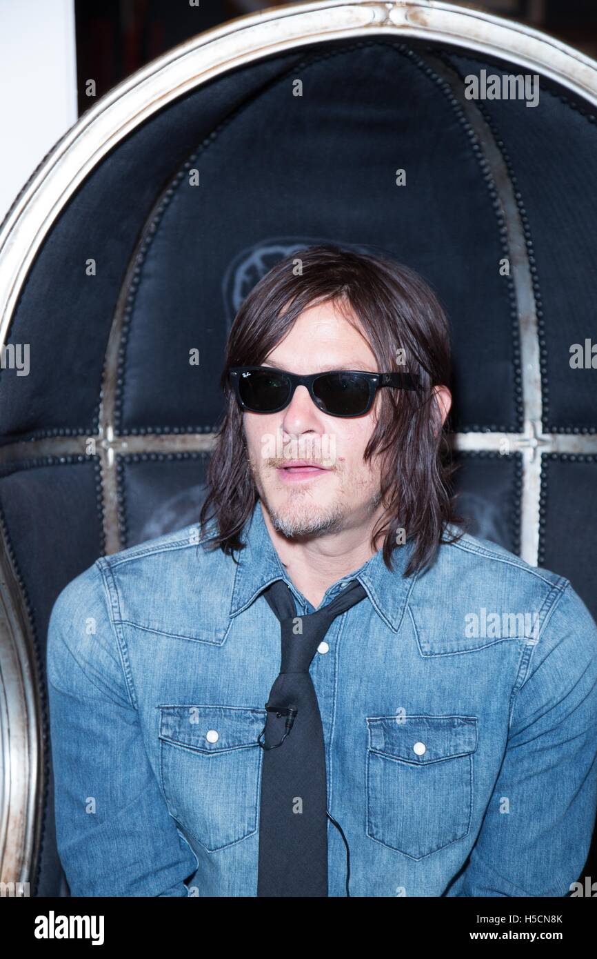 Actor Norman Reedus attends Norman Reedus: A Fine Art Photography Exhibition at Voila! Gallery on November 22, 2015 in Los Angeles, California, USA Stock Photo