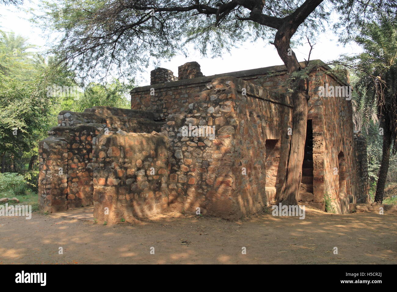Metcalfe's Boathouse, Mehrauli Archaeological Park, Delhi, India, South