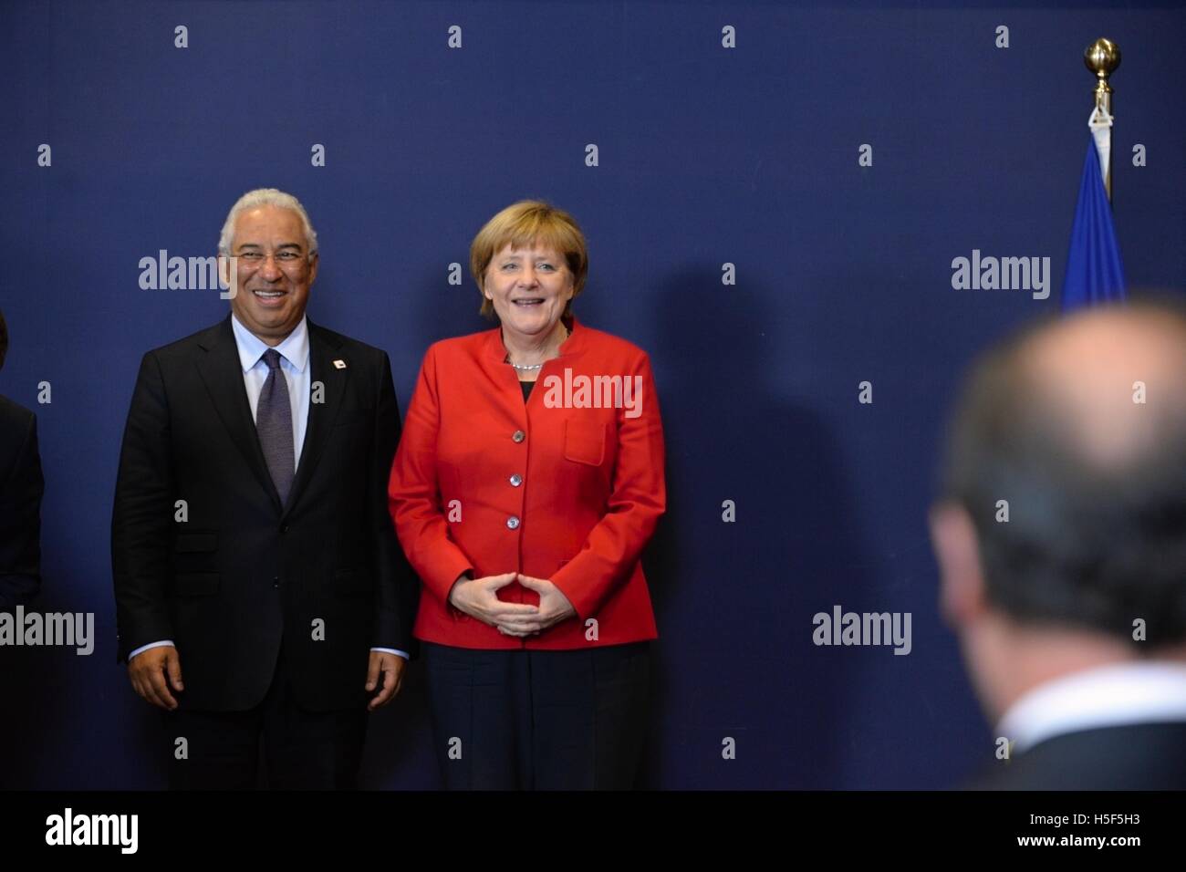 Brussels, Belgium. 20th Oct, 2016. Germany Chancellor Angela Merkel (left) and Portugal Prime Minister Antonio Costa (right) pose for photographers during the EU summit of prime ministers in Brussels, Belgium, October 20, 2016. Credit:  Jakub Dospiva/CTK Photo/Alamy Live News Stock Photo
