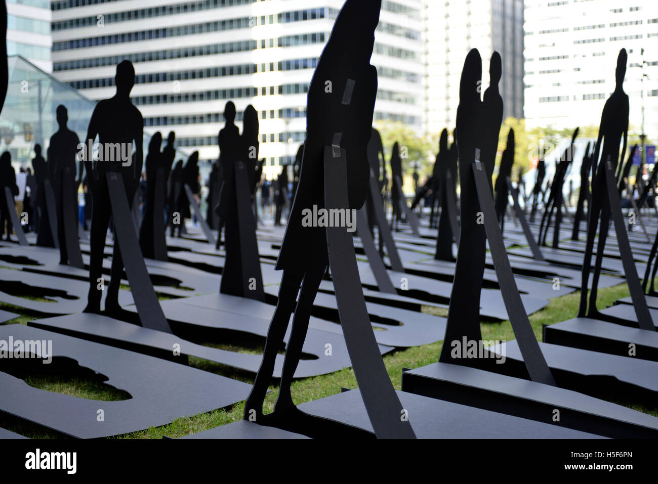 Philadelphia, Pennsylvania, USA. 20th October, 2016. To raise awareness for their situation Covenant House PA erected a pop-up installation in Dilworth Park, near Philadelphia, PA., City Hall, on October 20, 2016. The cut-outs of the art work represent the 546 your turned away in the city in the year 2015. Credit:  Bastiaan Slabbers/Alamy Live News Stock Photo