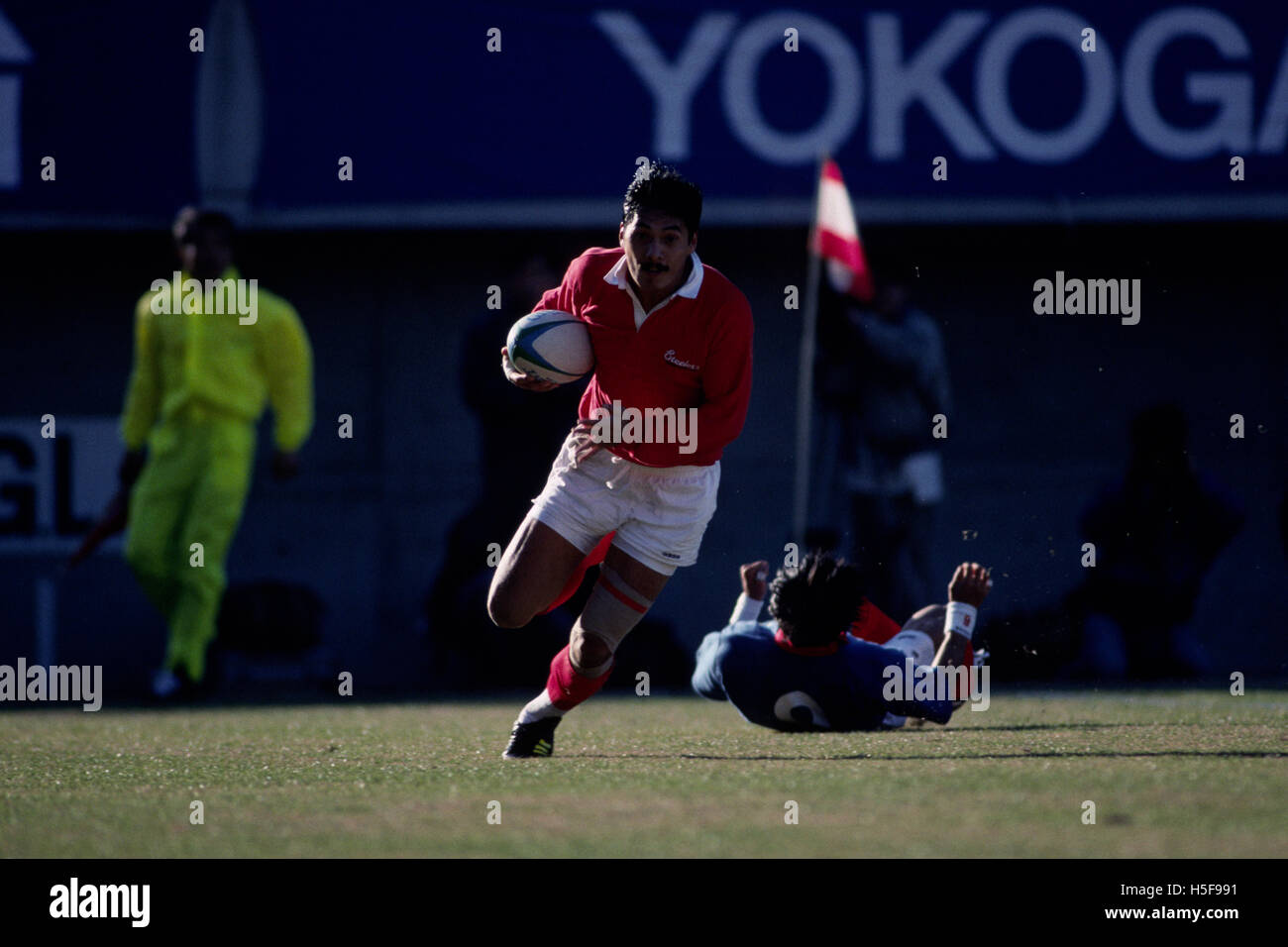 FILE : Japanese rugby legend Seiji Hirao died aged 53 on October 20, 2016. Hirao played in three World Cups for Japan and also coached in another. He was also a key figure in bringing the next Rugby World Cup to Japan in 2019. UNDATED PICTURE SHOWS : Seiji Hirao of Kobe Steel in action during a match in Japan. © Akito Mizutani/AFLO/Alamy Live News Stock Photo