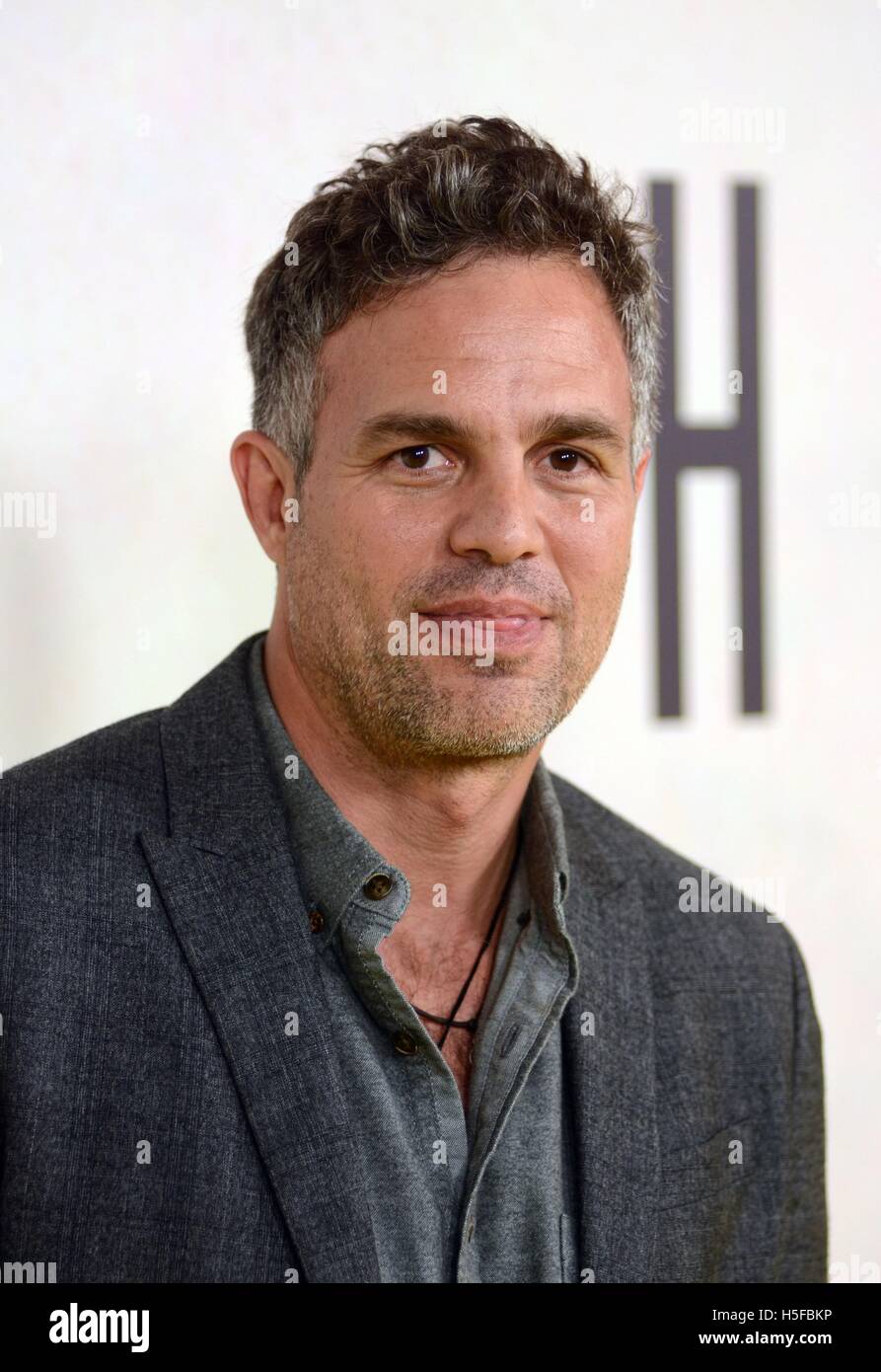 Mark Ruffalo Collection New York, NY, USA. 20th Oct, 2016. Mark Ruffalo at arrivals for BEFORE ...
