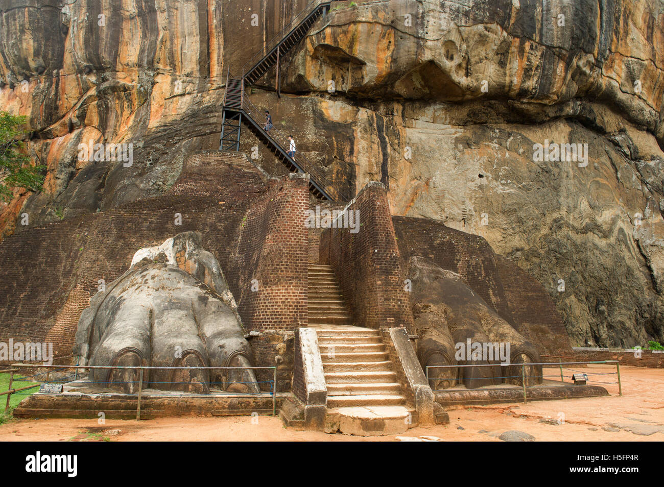 Lion's Paws staircase leading up Sigiriya rock fortress, Sigiriya, Sri Lanka Stock Photo