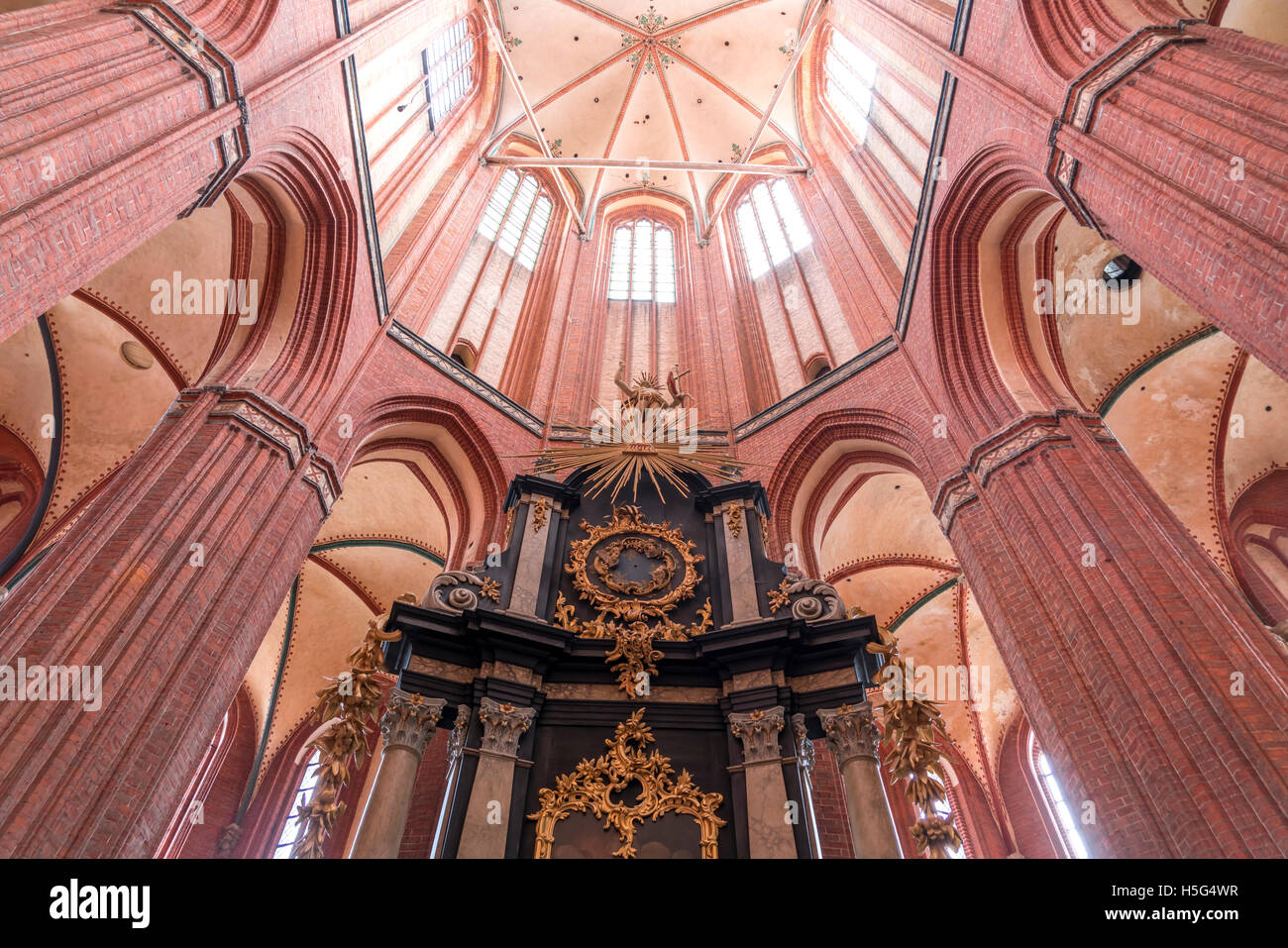 Inside st nicholas church in hi-res stock photography and images - Alamy