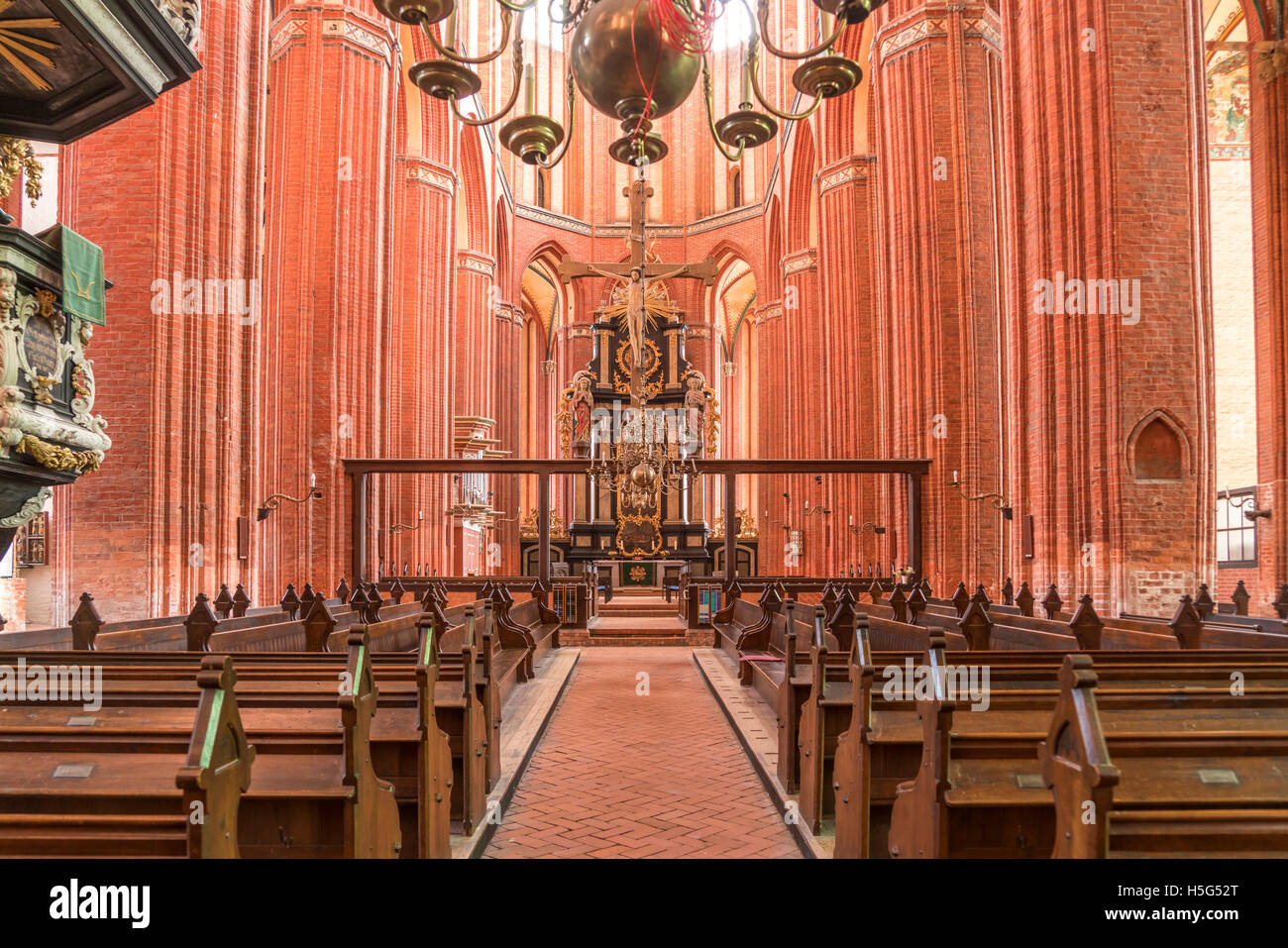 St nicholas church interior in hi-res stock photography and images - Alamy