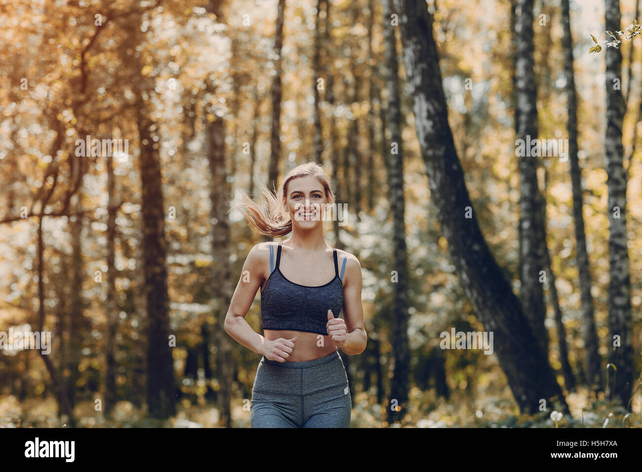 beautiful sporty girl Stock Photo - Alamy